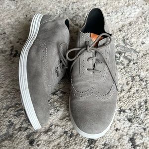 Women’s Cole Haan Wingtip Oxfords - light gray - size 9.5